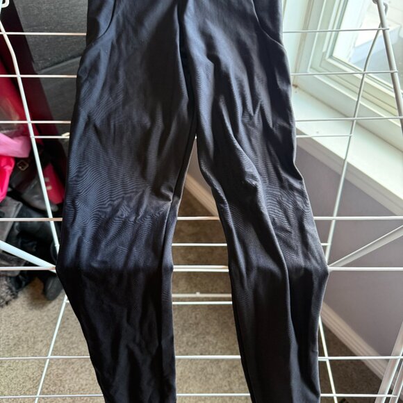 Lot of 2 Matte Black Pocket Leggings Blackmilk - Picture 2 of 8